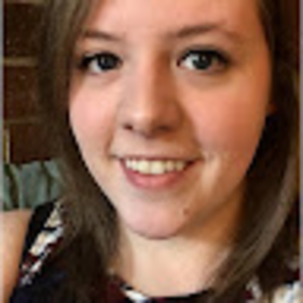 Meet your Posher, Alicia